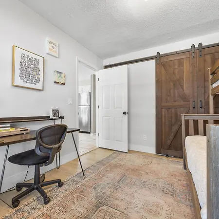 Feel At Home A 3 Minute Walk From The Beach